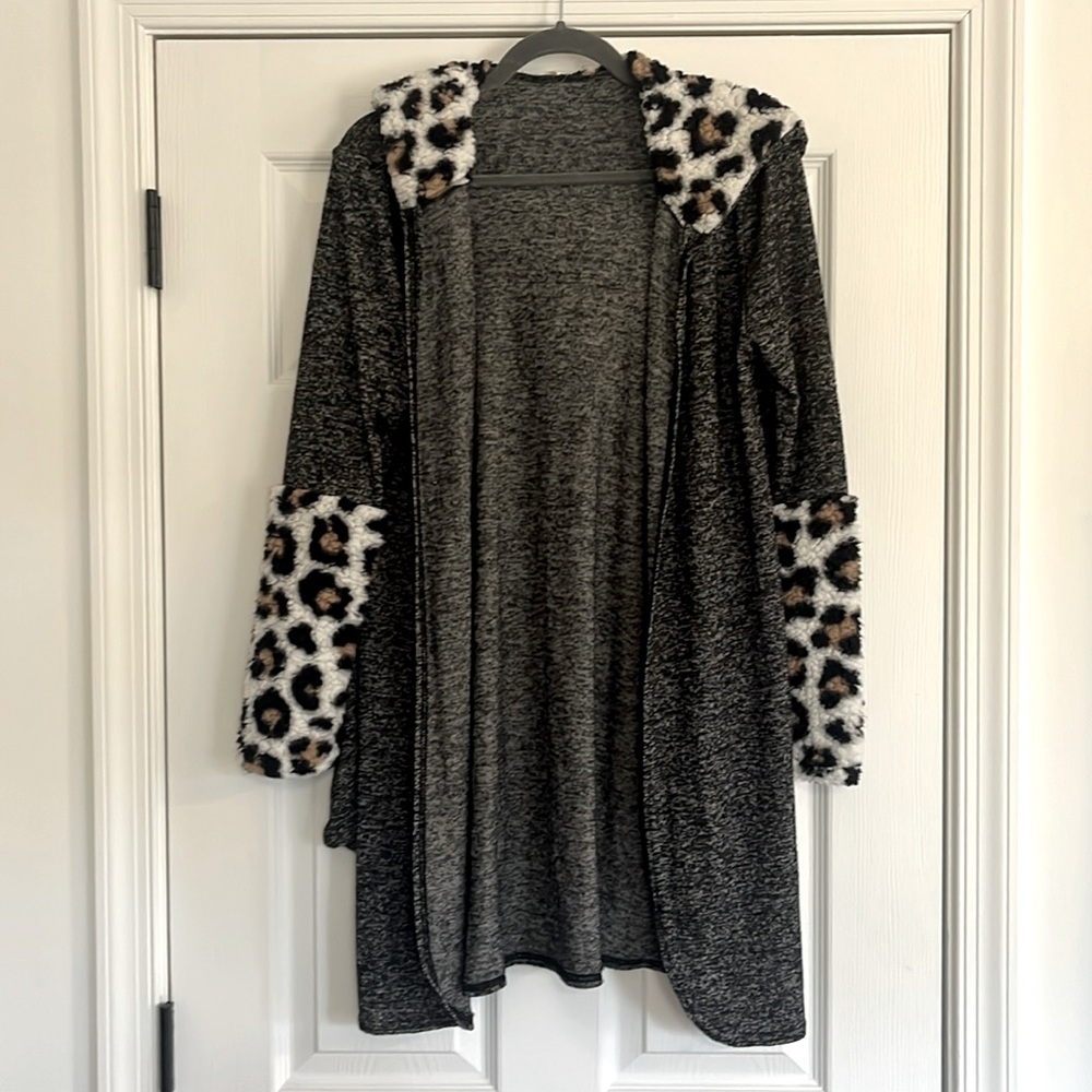 Leopard Print Fluffy Sherpa Sleeve Cardigan